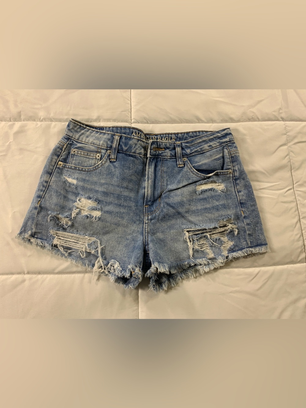 Pre loved AMERICAN EAGLE shorts womens size 4